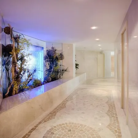 06ay - With Seafront Terrace Apartament