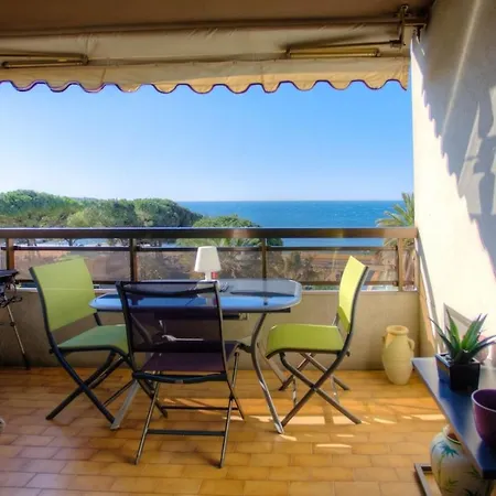 06ay - With Seafront Terrace Apartament *