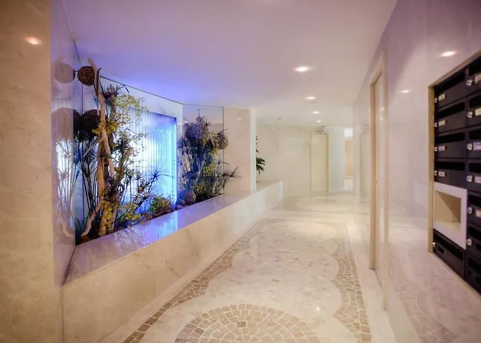 06ay - With Seafront Terrace Apartment